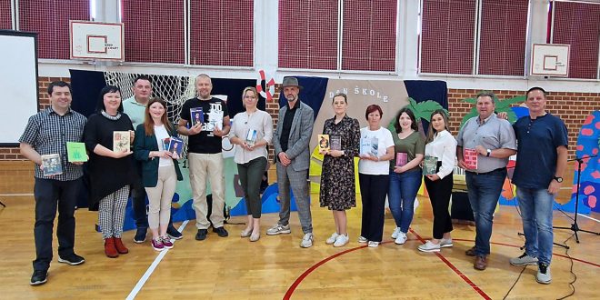 DAMIR KARAKAŠ U BRINJSKOJ OSNOVNOJ ŠKOLI