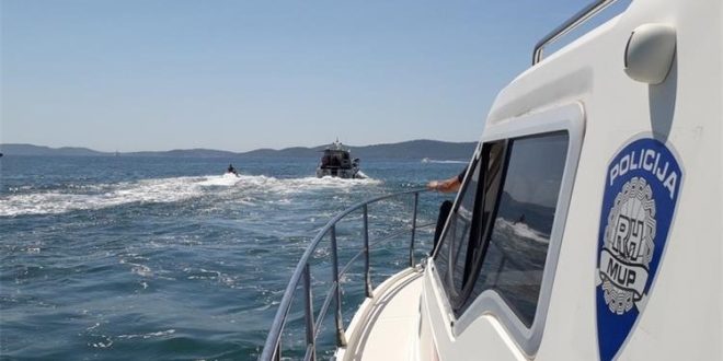 Kažnjeni zbog glisiranja unutar 300 metara od obale