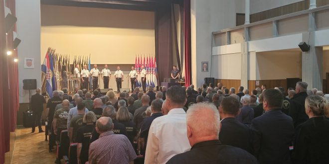 Dodijeljene braniteljske zahvalnice povodom 32. obljetnice VRO Medački džep