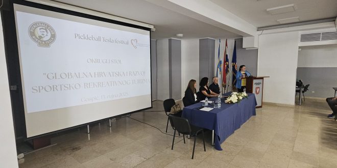 U GOSPIĆU ZAPOČEO PICKLEBALL TESLA FESTIVAL OKRUGLIM STOLOM O SPORTSKOM TURIZMU