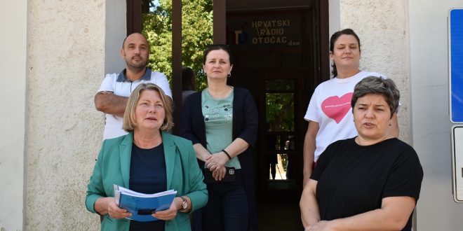 Gasi li se Hrvatski radio Otočac?