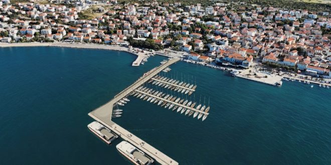Počela treća faza izgradnje južnog lukobrana u Novalji vrijedna 13,2 milijuna eura
