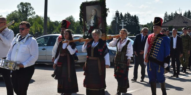 Obilježen Dan Grada Gospića i blagdan svete Marije Magdalene polaganjem vijenaca i svetom misom
