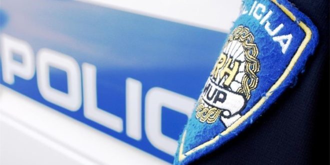 Dvije osobe smrtno stradale u padu ultralakog zrakoplova
