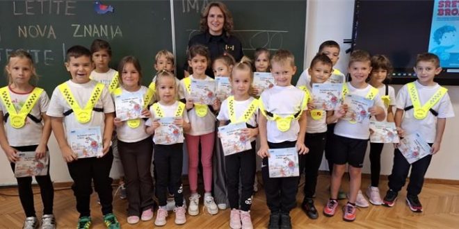 Najmlađi sudionici u prometu učili kako sigurno do škole